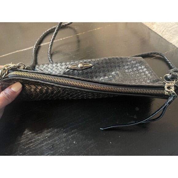 Elliot Lucca Woven black Baguette Bag Purse With Woven Strap, Clutch/ Crossbody - Picture 4 of 7